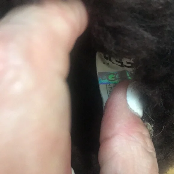 - Authentic UGGs  Worn one season - Picture 6 of 7